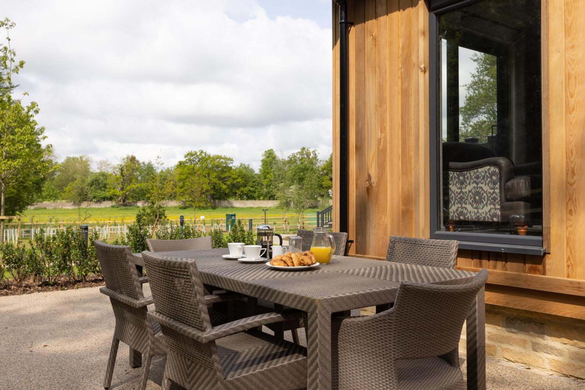 Blenheim Palace Lodge Retreat وودستوك المظهر الخارجي الصورة